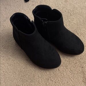 Cat & Jack Black Kids Boots